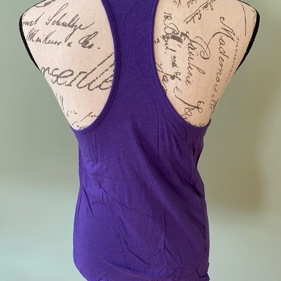 Women’s Under Armour Underdog Tanktop Size Medium - Picture 2 of 3